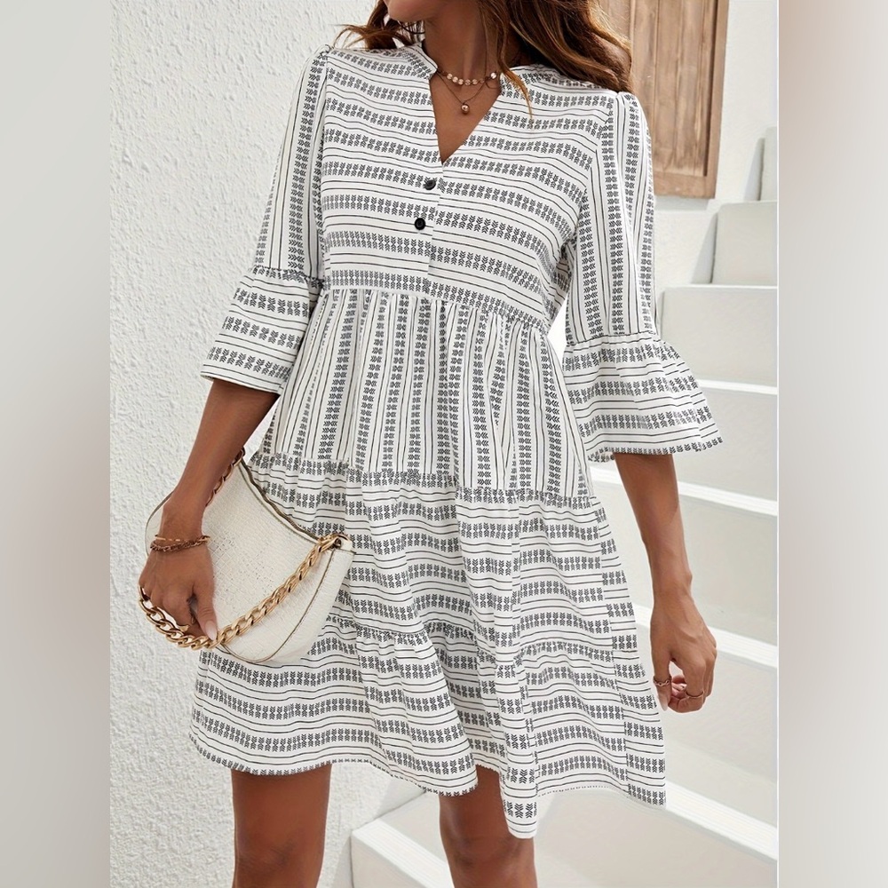 NWOT .. SHEIN .. GEO PRINT DRESS ……. 456
